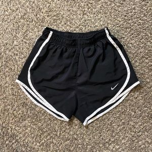 Black nike dri-fit shorts xs